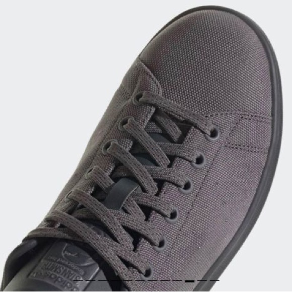 Brand new Adidas Stan Smiths! Literally only tried on once. - Picture 4 of 6